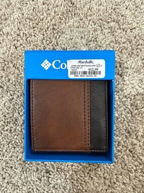 Columbia Men's Brown and Black Leather Card Wallet